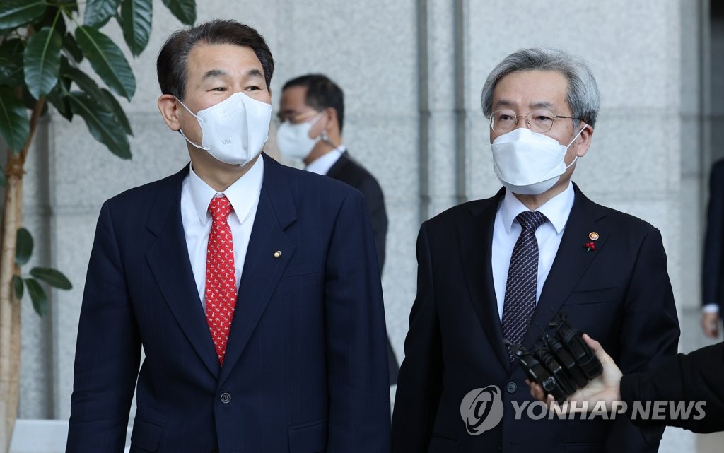 금융당국 수장들 신년회동…금융위·금감원 '불협화음' 해소되나(종합)