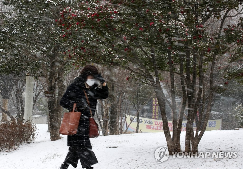 [날씨] 중부 강추위 계속…전라 서해안·제주도 눈 소식