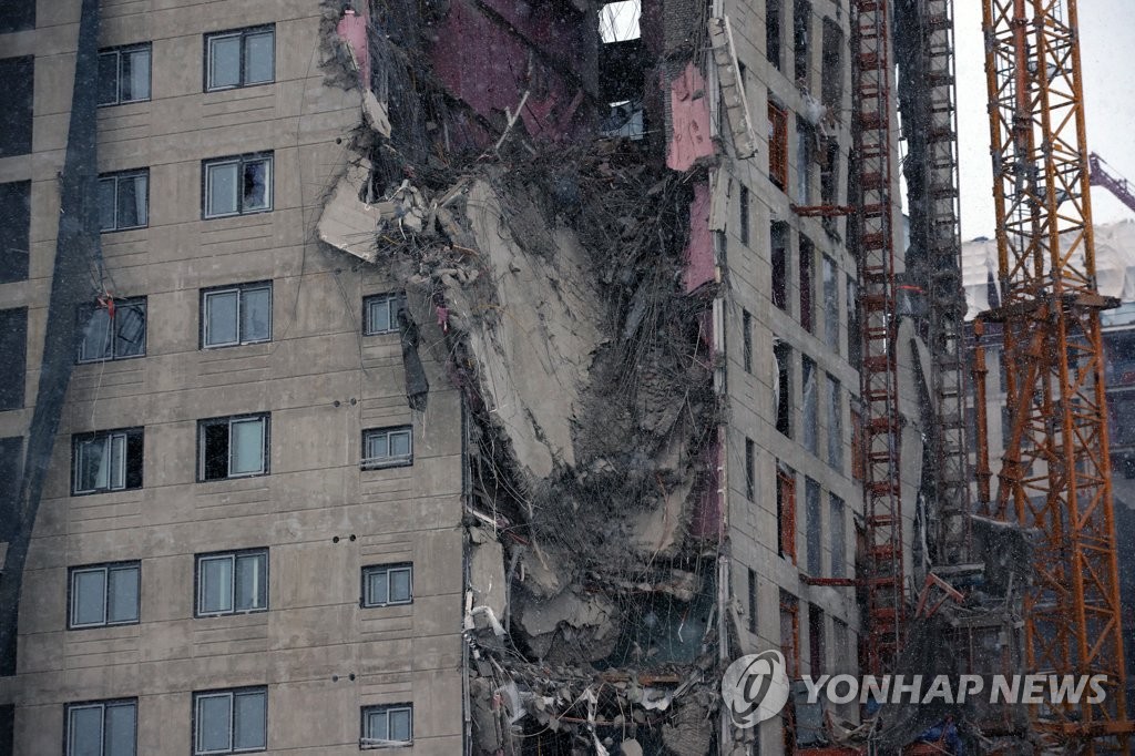 광주 붕괴 사고 뾰족한 수색 방법 '감감' 왜?