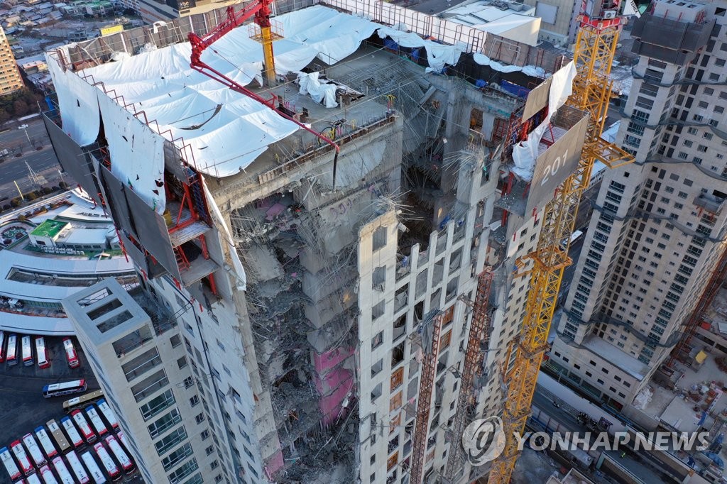 광주시, 현대산업개발 모든 건축·건설 현장 공사중지 명령(종합)