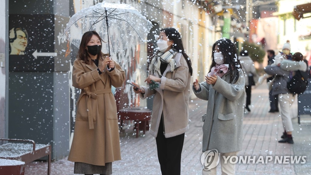 전국 곳곳 눈 소식…낮 최고 7도