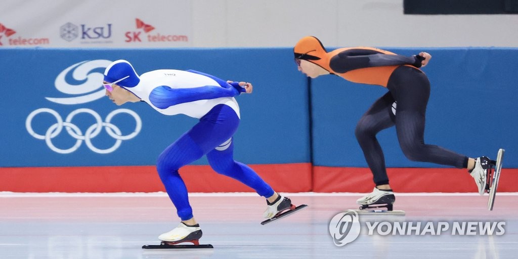 빙속 기대주 정재원, 종합선수권대회 남자 5,000ｍ·500ｍ 우승