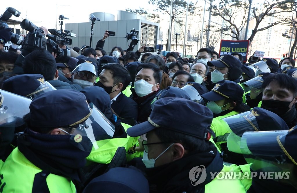 국힘, MBC 맹폭…"공정 검증? 낙선운동 준하는 행위"