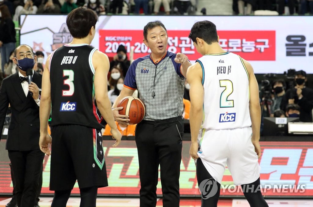 '팀 허웅', 올스타전서 '팀 허훈' 격파…MVP 영예도 허웅