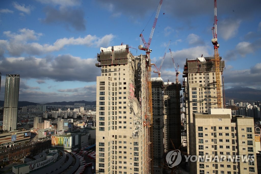 정의당 "현대산업개발 해명은 거짓, 공사과정 모두 밝혀야"