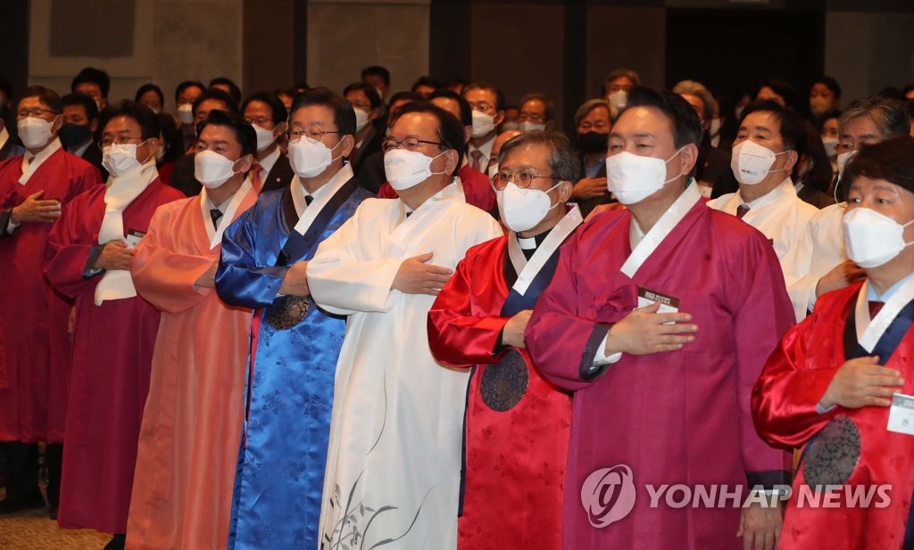 李 "개혁 본고장" 尹 "구국의 정신" 安 "시민의식"…TK 구애