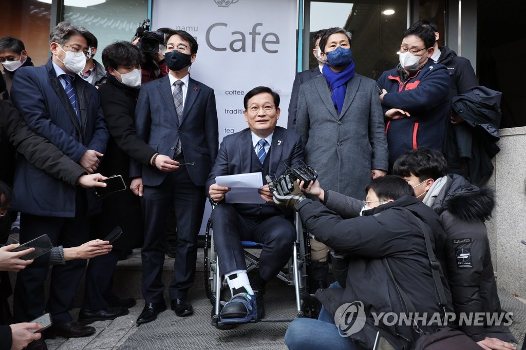 승려대회서 '문전박대' 민주…정청래 "참회와 사과"(종합)