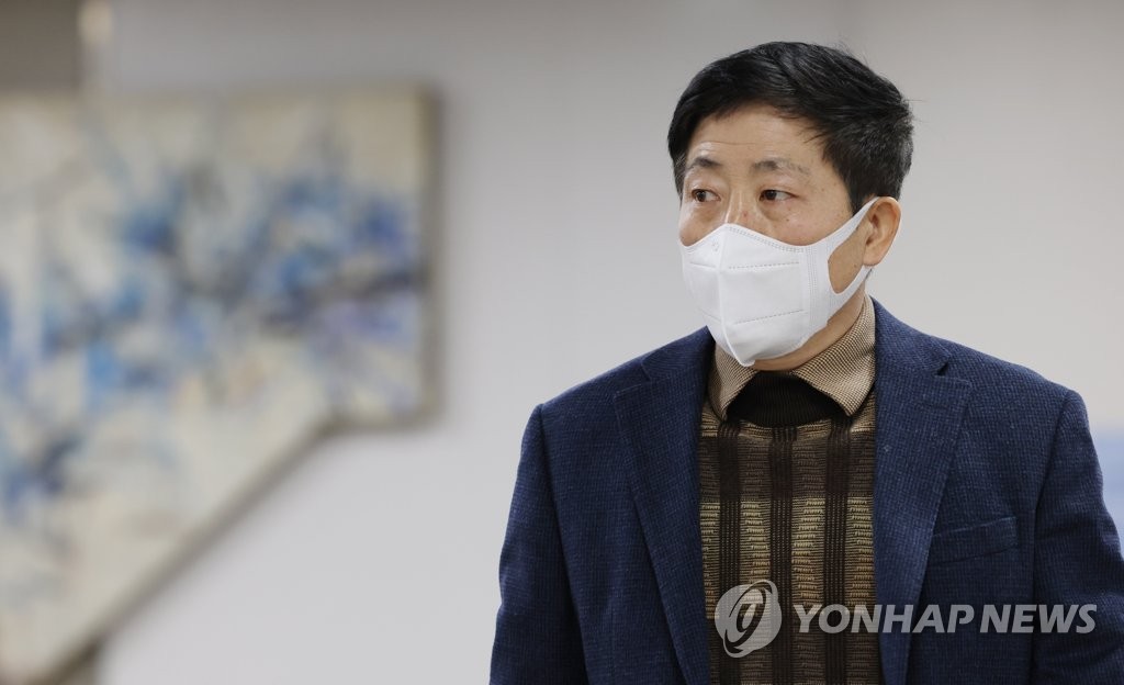 '대북전단 살포' 박상학 기소…남북관계발전법 위반 미수