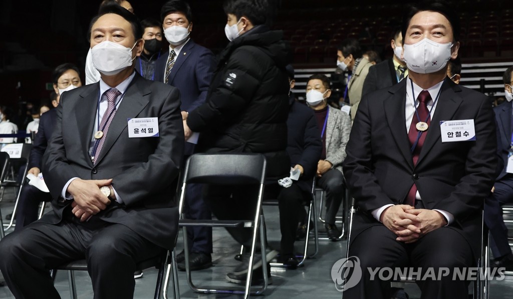 윤석열·안철수 체육계 표밭갈이…"전문·생활 체육 활성화"