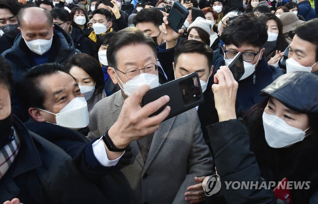 이재명 "지금이라도 다자토론…똑같이 기회 갖는 게 맞다"