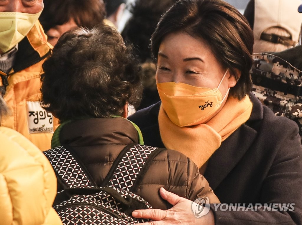 대선주자들, 설연휴 메시지…"공직자·의료진 헌신에 감사"