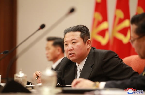 북한, 베이징 동계올림픽 불참…"적대세력과 코로나19 탓"