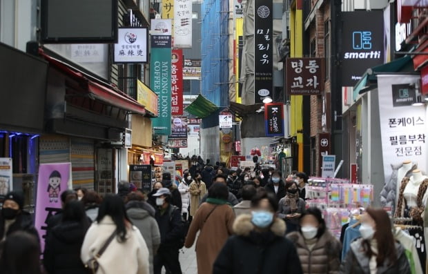 서울 중구 명동의 상점가 모습. 사진=연합뉴스