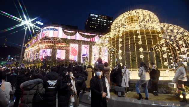 “SNS 성지로”…백화점의 변신