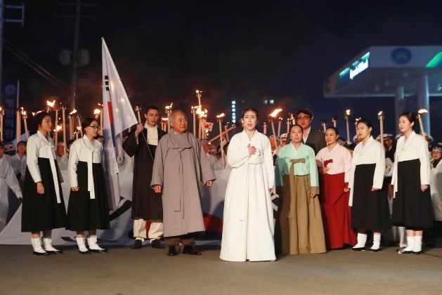 충남 천안시 병천면에서 열린 아우내 만세운동 재현행사 모습. 천안시 제공