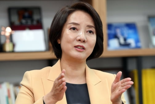 "'알뜰폰 사용자'도 여론조사에 포함"…이영, 선거법 개정안 발의