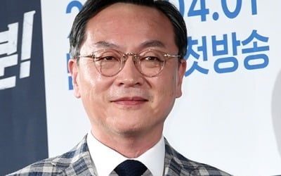 "역대 최고급 후보"…'이재명 갤러리'에 뜬 배우 김의성