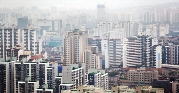 서울에서 아직 상대적으로 중저가 아파트가 많은 노원구와 도봉구 일대. 연합뉴스