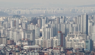 계속된 금리 인상에 식어버린 투심…집값과의 상관관계는?[아기곰의 부동산 산책]