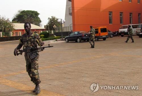 기니비사우 정부청사 주변 격렬한 총성…"쿠데타 기도"(종합)