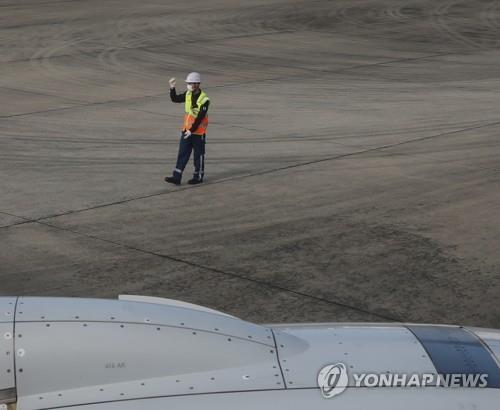 일본 근로자 작년 월평균 임금 330만원…3년만에 증가