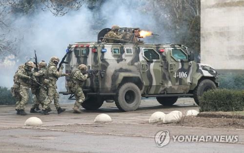 러시아 우크라 침공 우려에 국제유가 급등…100달러 넘어설까