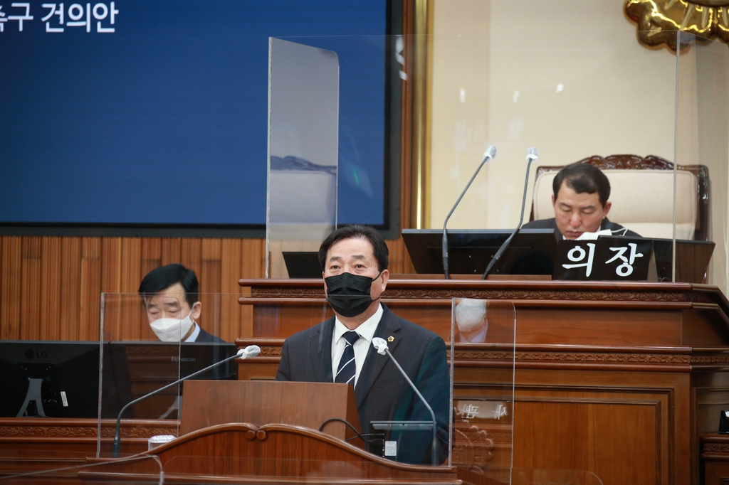 "강원도는 유독 빙상종목에만 스승이 없고 지원도 형편없어"