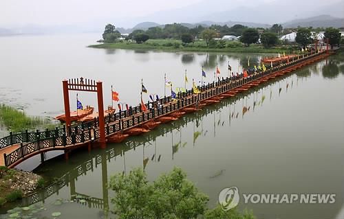 목선 이어 만든 길이 245ｍ 양평 '배다리' 파손돼 가라앉아