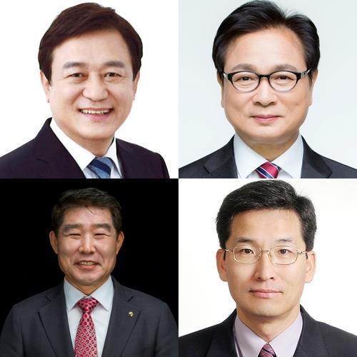 충북교육감 예비후보 잇단 출판기념회로 세대결