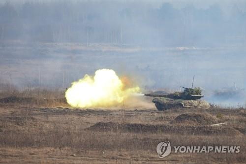 [우크라 일촉즉발] 돈바스 포성 지속…발전소 파괴·방송국서 큰 폭발