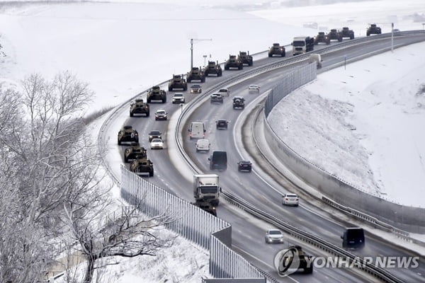 러, 16일 우크라 침공 가능성…미국, 자국민 대피 경고