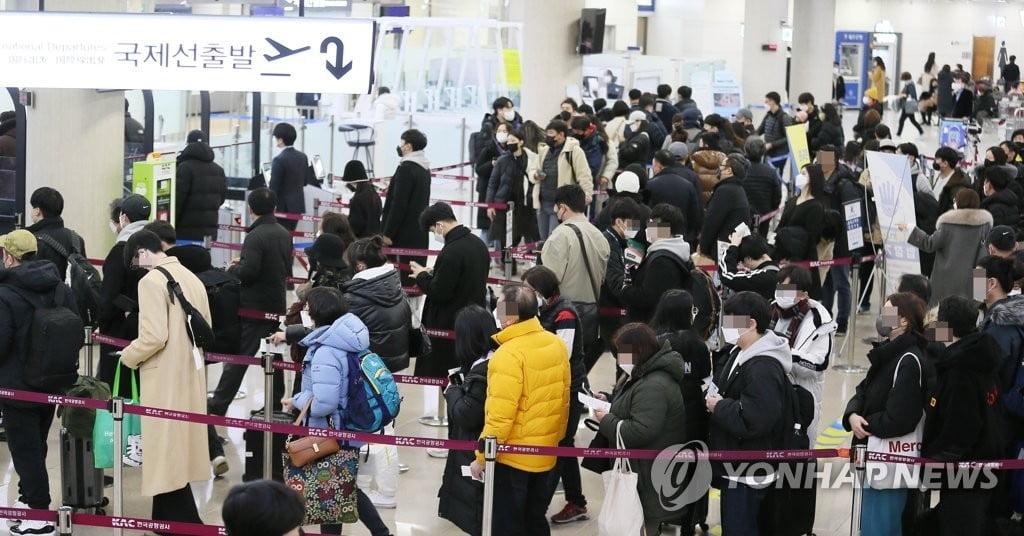 설 연휴 관광객 급증한 제주, 확진자 역대 '최다'