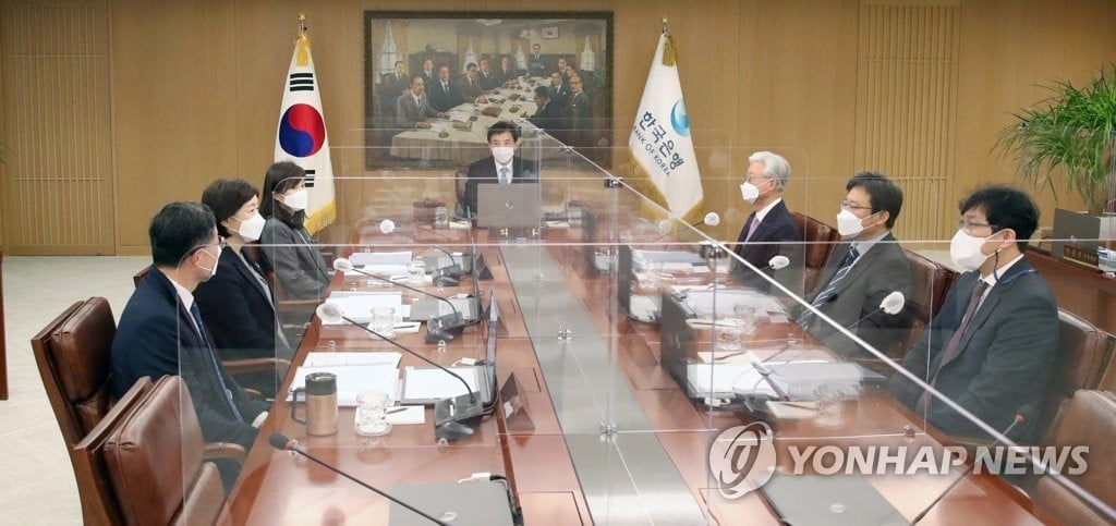 3년 국채금리 연 2.3% 돌파…3년 9개월만