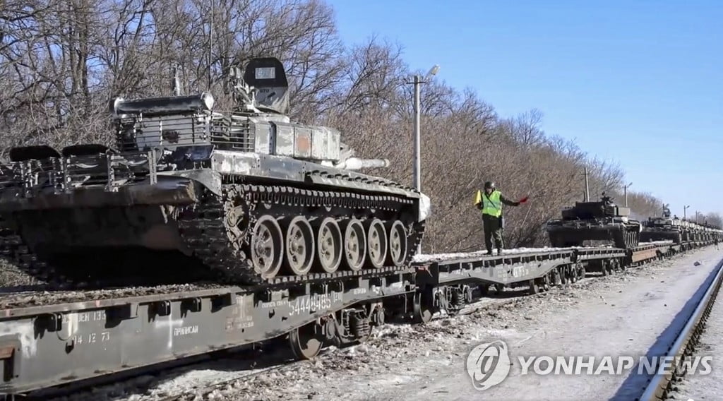 미국 "러시아 철군 주장 '허위'…언제라도 침공 가능"