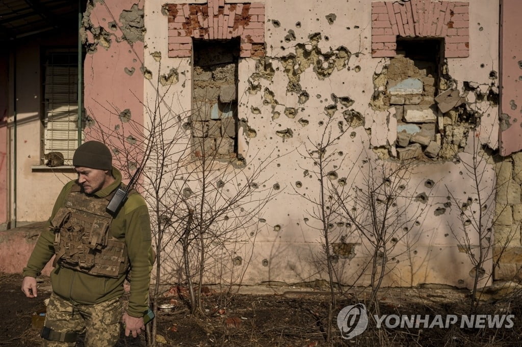 러시아 명분 만드나…"우크라 공격에 민간인 2명 사망"