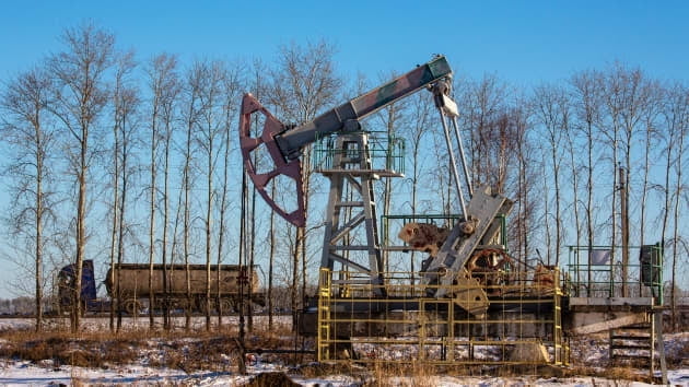 국제유가 연일 고공행진...WTI·브렌트유 7% 급등