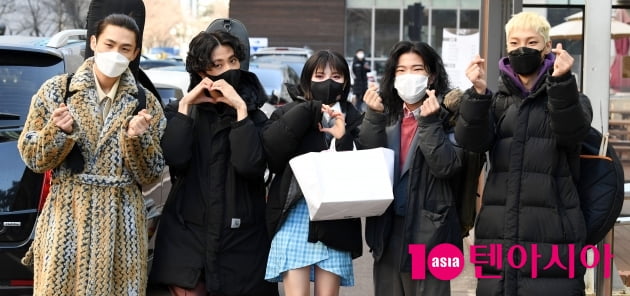 [TEN 포토] 카디 '앞으로도 사랑 부탁해요'