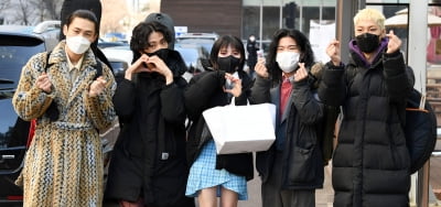 [TEN 포토] 카디 '앞으로도 사랑 부탁해요'