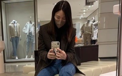 '딸둘맘' 이지혜, 백화점 '혼쇼핑'에 숨길 수 없는 웃음…막간 육아 탈출 [TEN★]