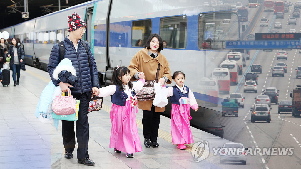 [다시! 제주문화] (28)"10년은 앞당긴 듯" 코로나19가 바꾼 제주 설 풍속