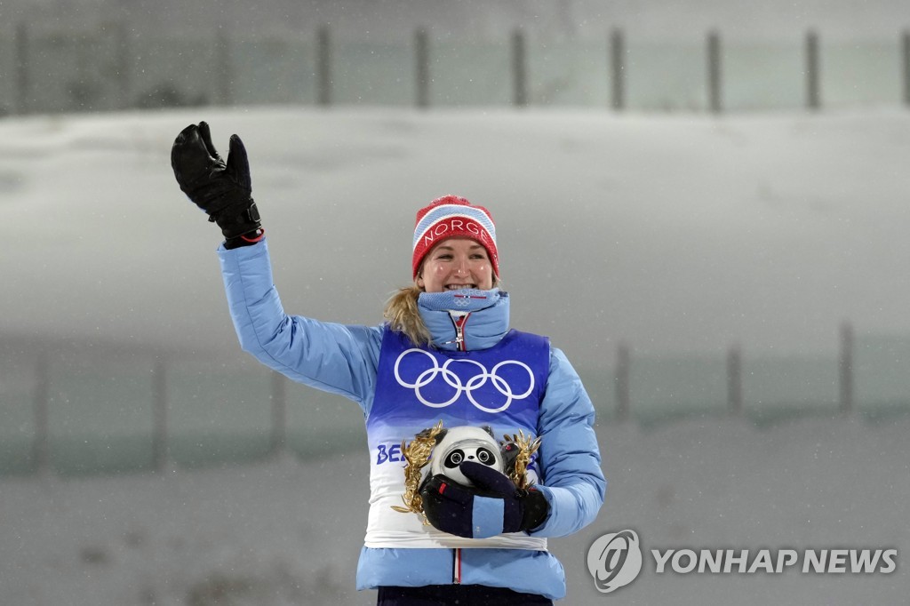 쇼트트랙 여자 3000ｍ 계주 은메달…한국 메달 순위 15위