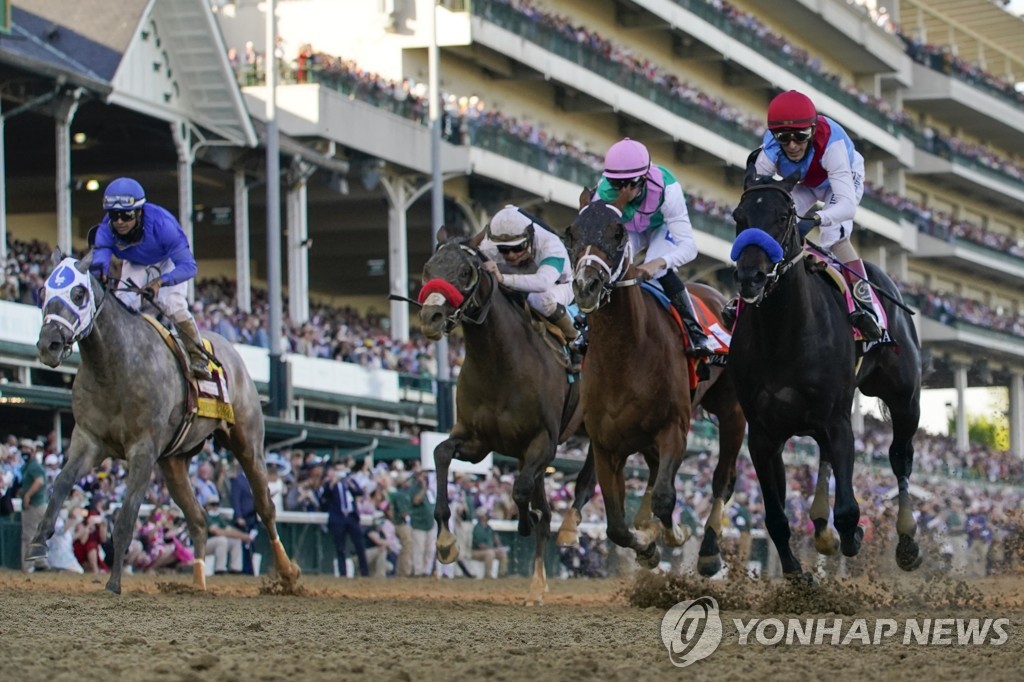 훈련 중 돌연사 경주마, 켄터키더비 우승 무효…"약물의 힘"