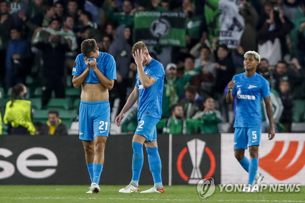 [우크라 침공] UEFA, 챔스 결승 개최지 변경키로…"국제사회와 뜻 함께"