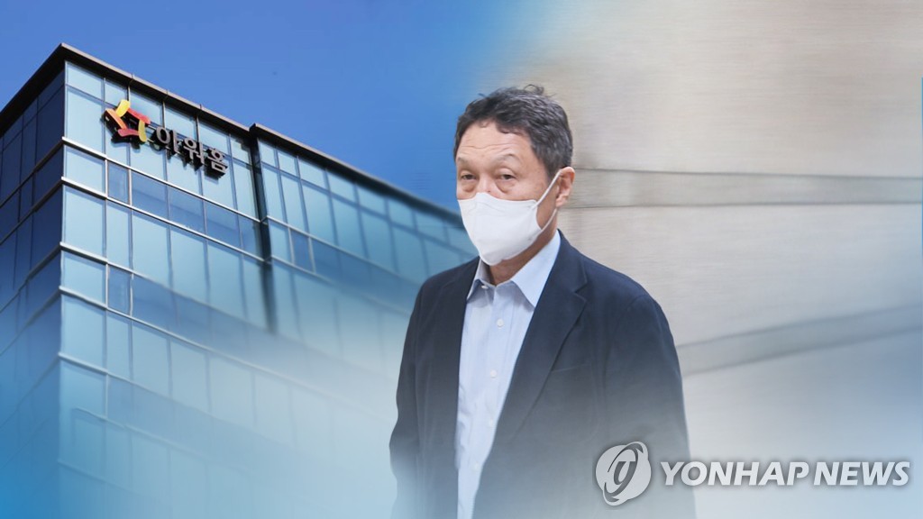 구본성 전 아워홈 부회장, 횡령·배임 혐의로 피소…경찰 수사