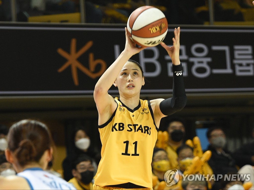 강이슬, WNBA 재도전…워싱턴과 훈련캠프 계약