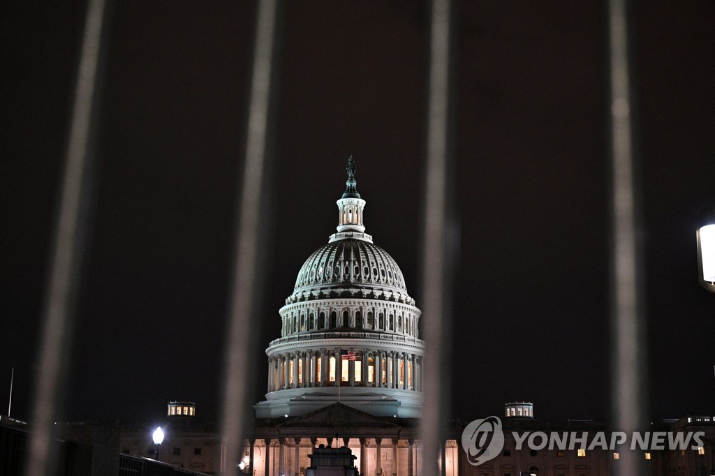 "러시아가 어떻게 보겠나"…미 연방정부 셧다운 위기 재차 봉합