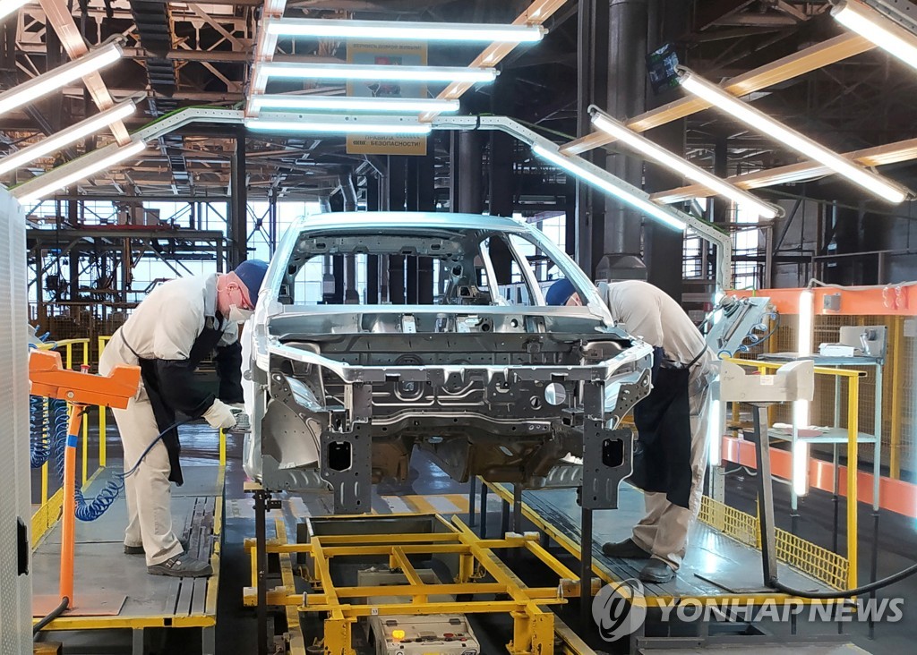 [우크라 일촉즉발] 대러 제재에 기업도 촉각…"직원 안전 최우선"