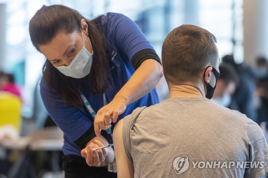 영·미 등 각국 정부, 코로나 백신 부작용 피해에 배상 검토