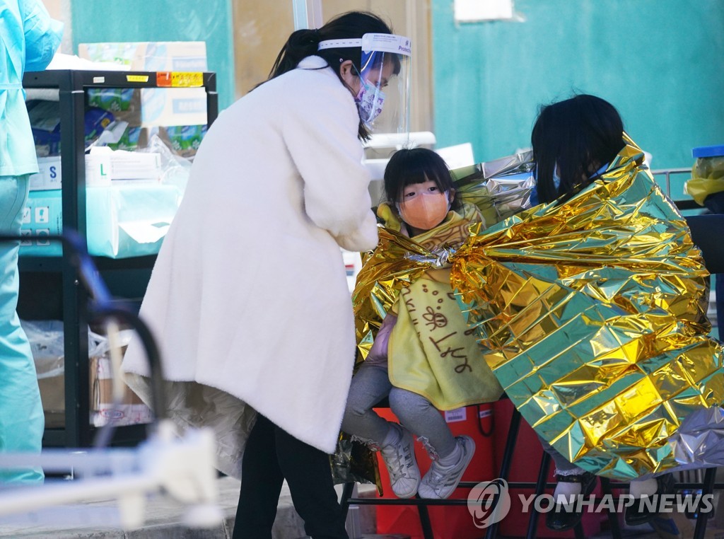 시진핑 지시에 홍콩 '화들짝'…선거 연기·방역 한목소리