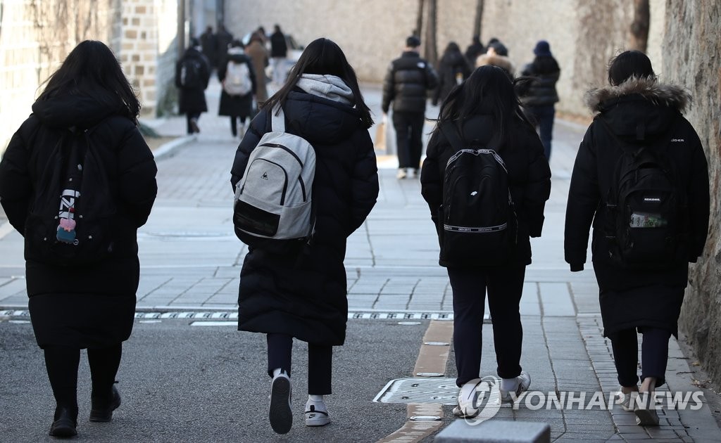 4차접종 시작됐다…면역저하자 오늘부터, 요양병원서는 내달부터(종합)